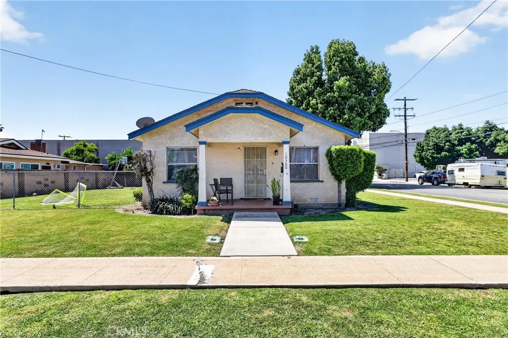 10300 Monterey Street, Bellflower, CA 90706 - #1