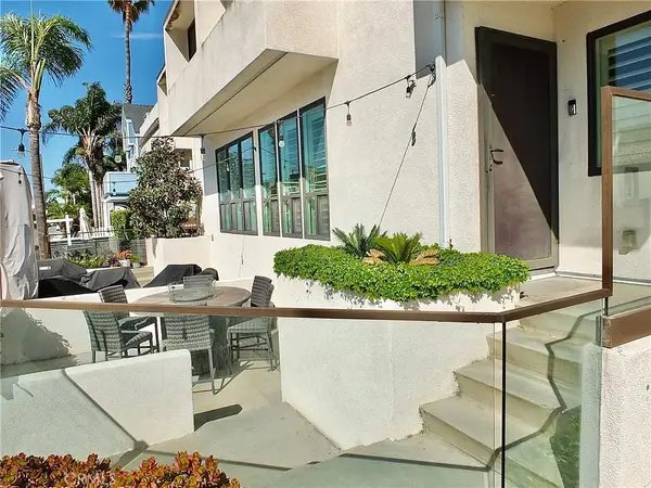 36 Corona Avenue, Long Beach, CA 90803