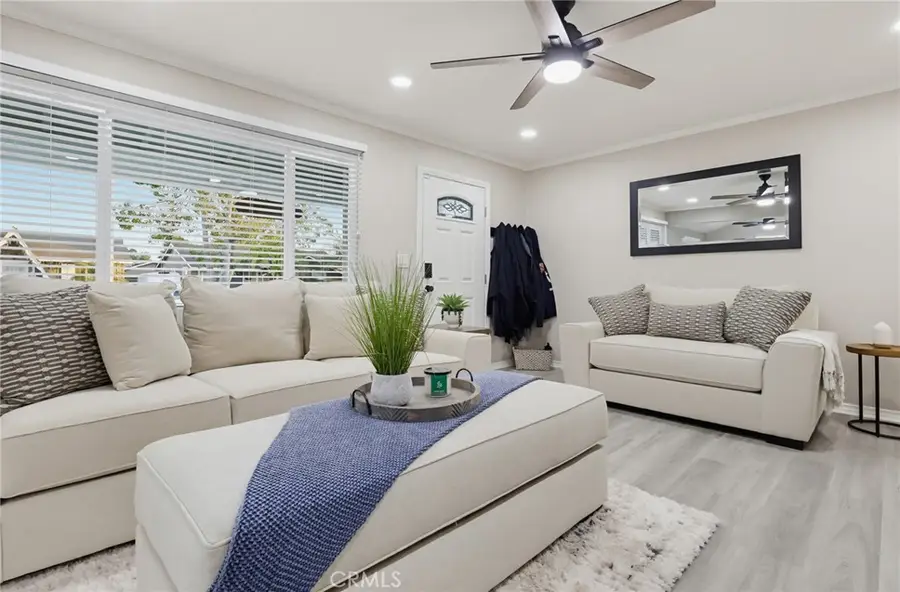 11423 213th, Lakewood, CA 90715 - #3
