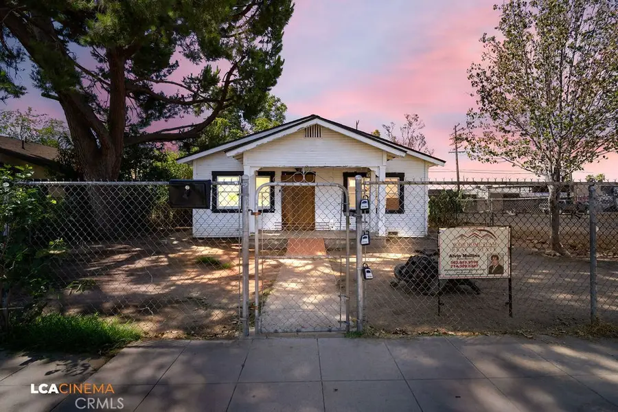 107 Ferguson, Bakersfield, CA 93308 - #2