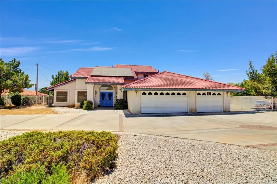 16410 Wintun, Apple Valley, CA 92307 - #3