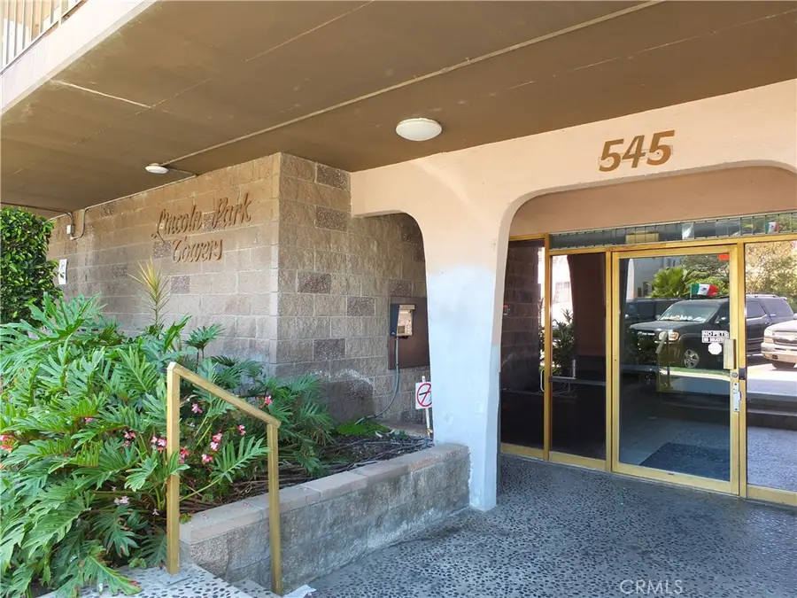545 Chestnut Avenue #203, Long Beach, CA 90802 - #2