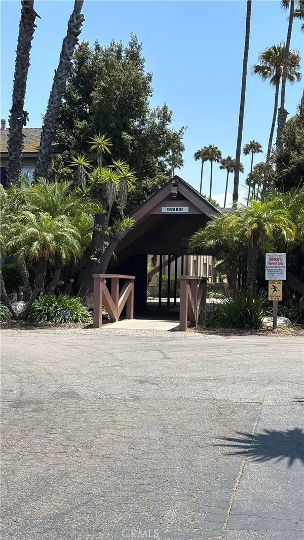 1920 N H, Oxnard, CA 93036