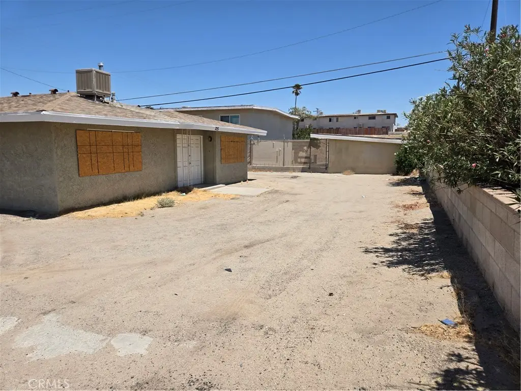 215 W Grace, Barstow, CA 92311 - #1