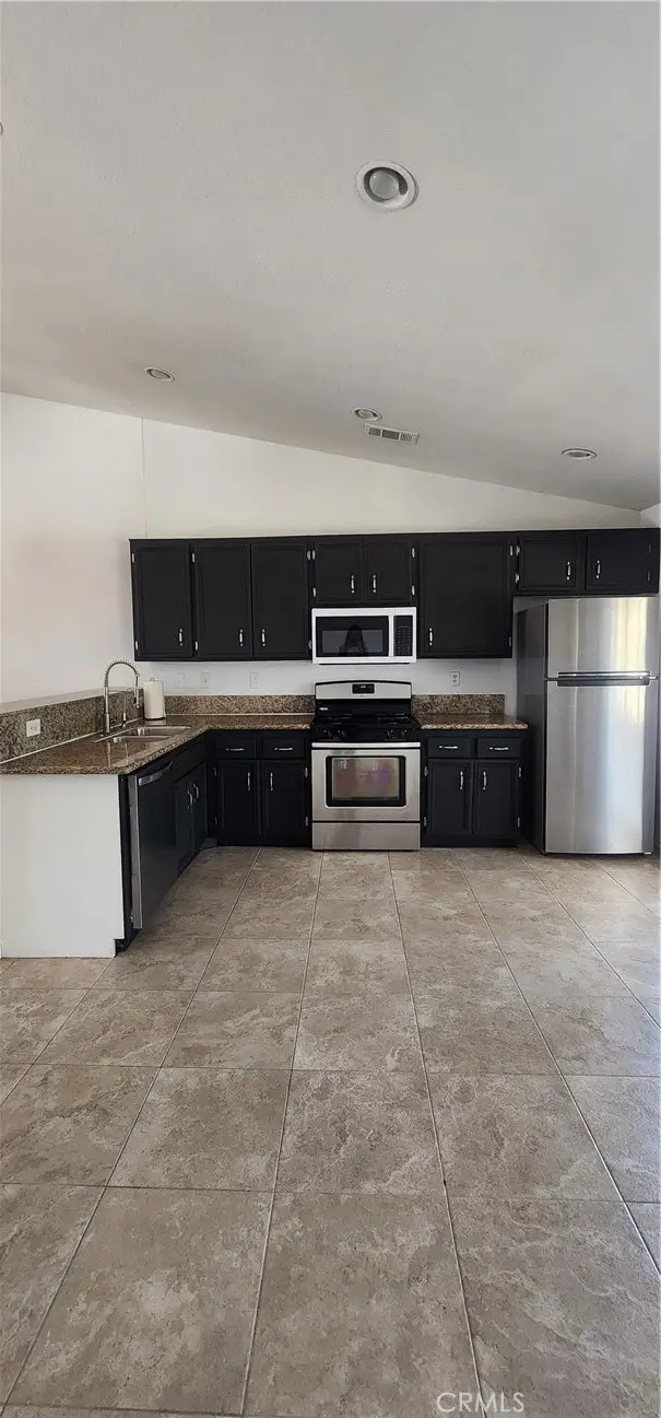 3300 E Avenue K3, Lancaster, CA 93535 - #2