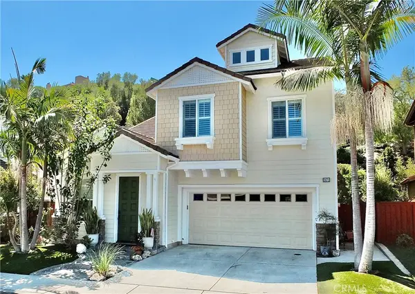 2471 Amelia Court, Signal Hill, CA 90755