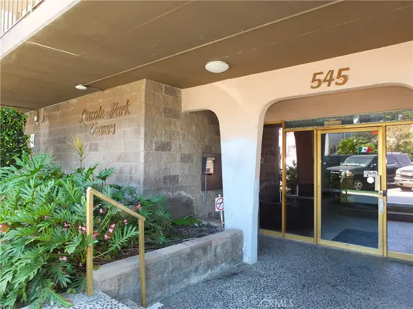 545 Chestnut Avenue #203, Long Beach, CA 90802