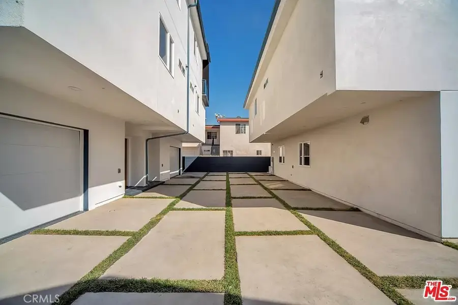 2151 S West View Street, Los Angeles, CA 90016 - #3