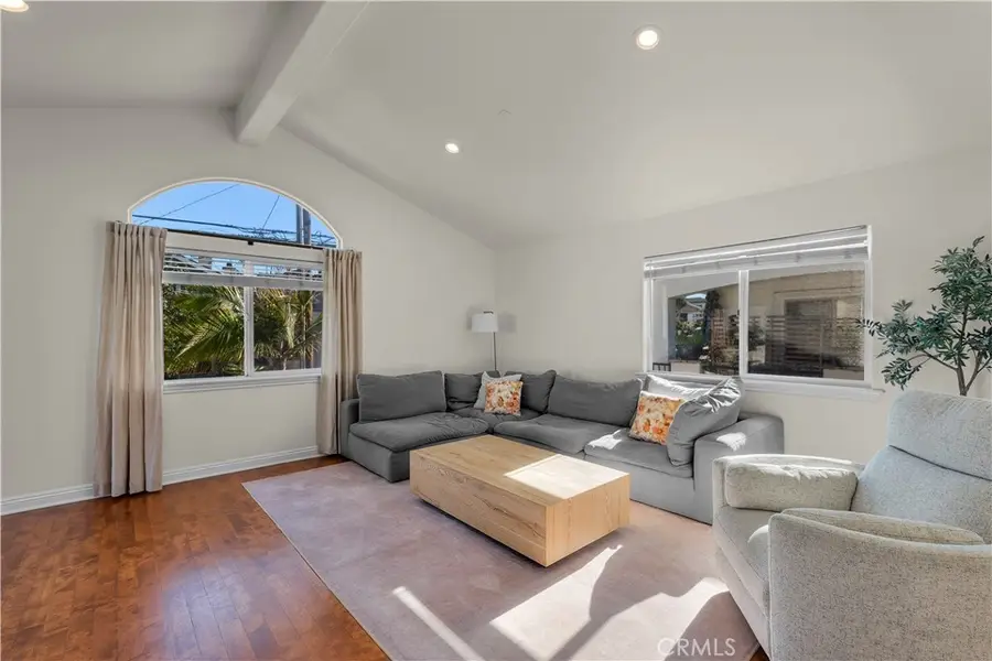 2213 Carnegie Lane #A, Redondo Beach, CA 90278 - Image #2