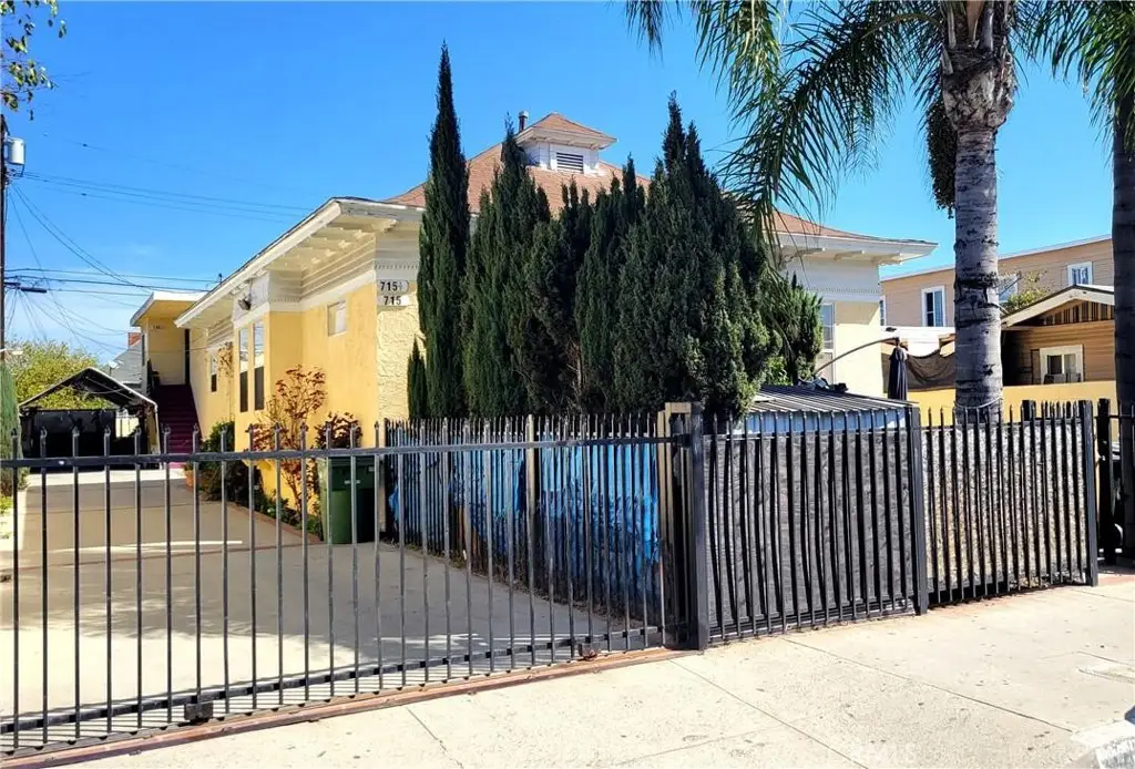 717 E 24th Street, Los Angeles, CA 90011 - #1