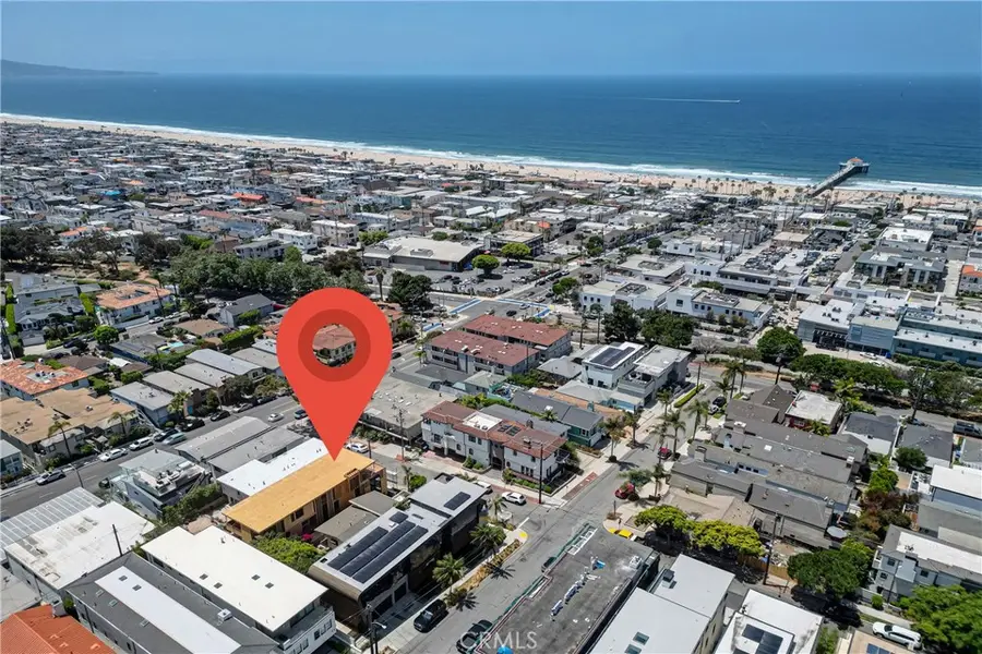 1140 Fisher Avenue, Manhattan Beach, CA 90266 - Image #2