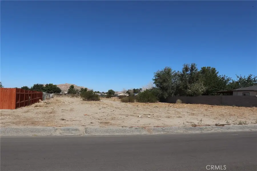 158 158 S Newmont Ave, Lake Los Angeles, CA 93535 - Image #2