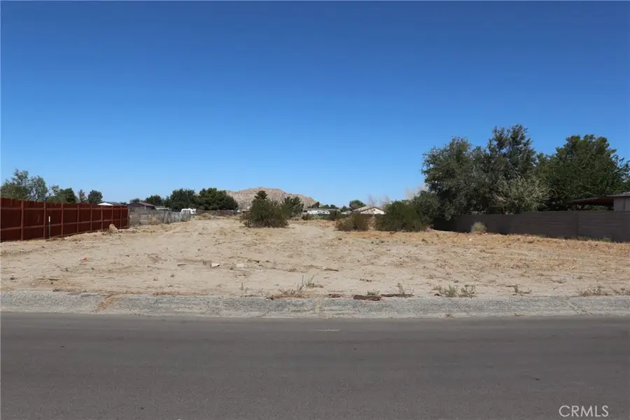 158 158 S Newmont Ave, Lake Los Angeles, CA 93535 - Image #3