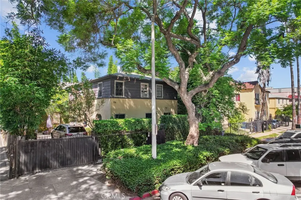 155 S Westmoreland Avenue, Los Angeles, CA 90004 - Image #1