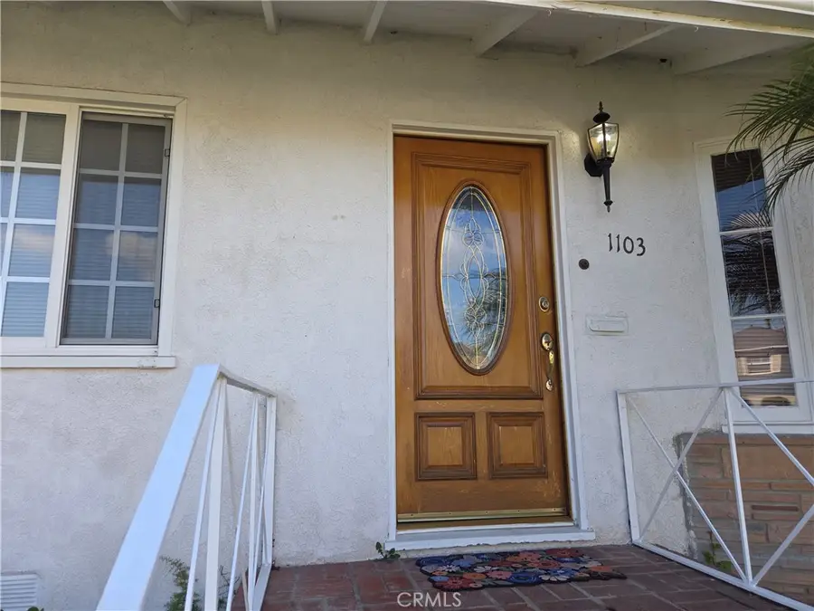 1103 S Malgren Avenue, San Pedro, CA 90732 - Image #3