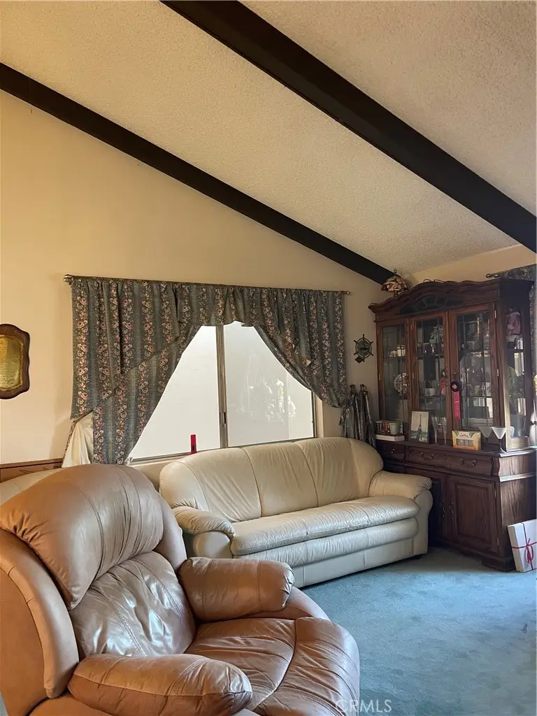 23035 Kinard Avenue, Carson, CA 90745 - Image #3