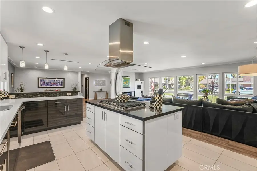 9841 Donna Avenue, Northridge, CA 91324 - Image #3