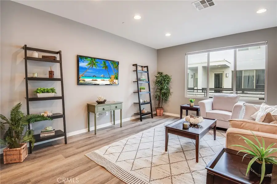 12921 Mission Avenue #102, Hawthorne, CA 90250 - Image #3