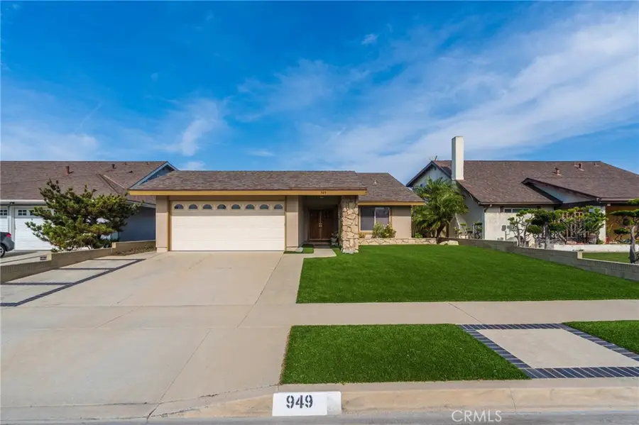 949 Fernrest Drive, Harbor City, CA 90710 - Image #3