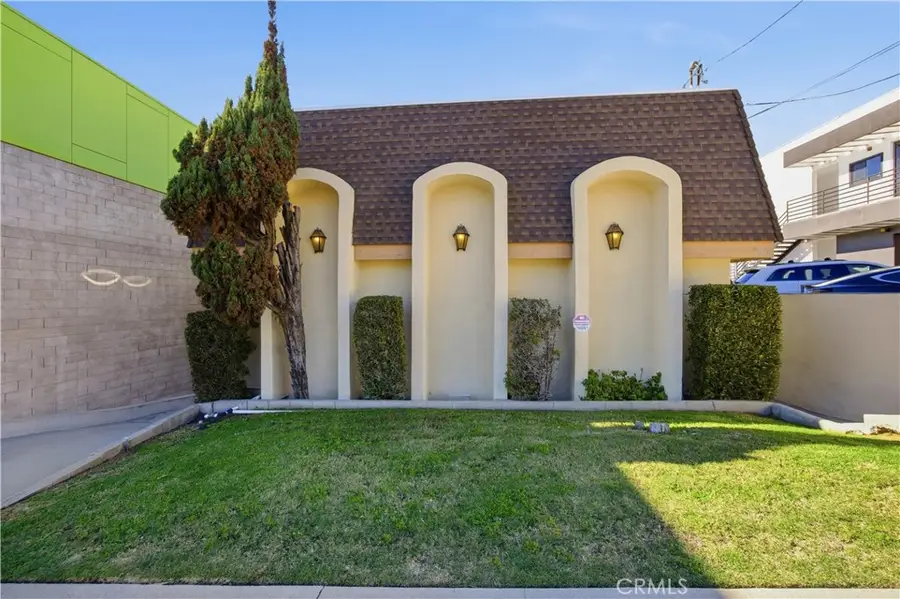 2121 Pacific Coast Highway, Hermosa Beach, CA 90254 - #3