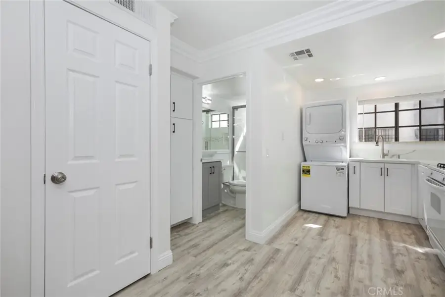 716 New Depot, Los Angeles, CA 90012 - Image #2