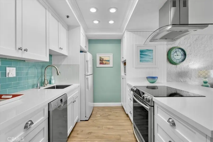 615 Esplanade #504, Redondo Beach, CA 90277 - Image #3