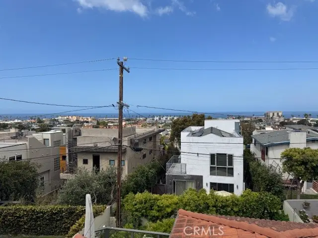 537 S Helberta Avenue, Redondo Beach, CA 90277 - #3