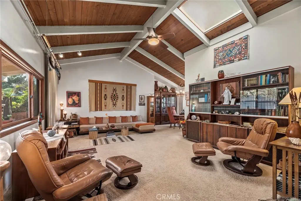 627 W Pine Avenue, El Segundo, CA 90245 - Image #1