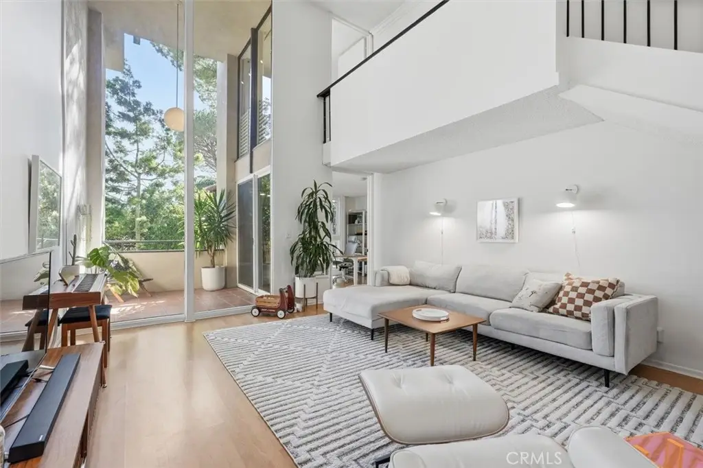 5658 Ravenspur Drive #208, Rancho Palos Verdes, CA 90275 - Image #1