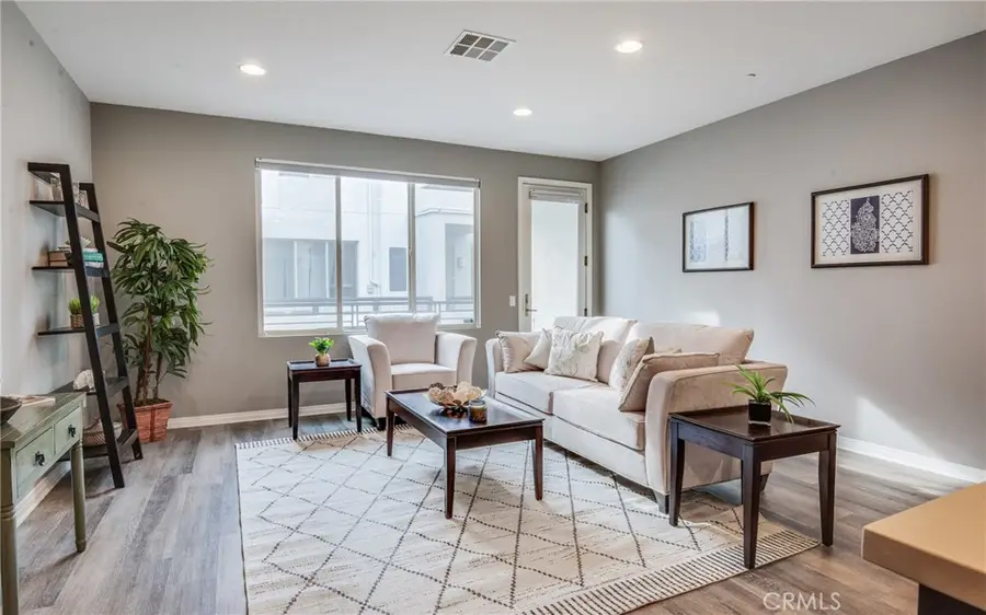 12921 Mission Avenue #102, Hawthorne, CA 90250 - Image #3