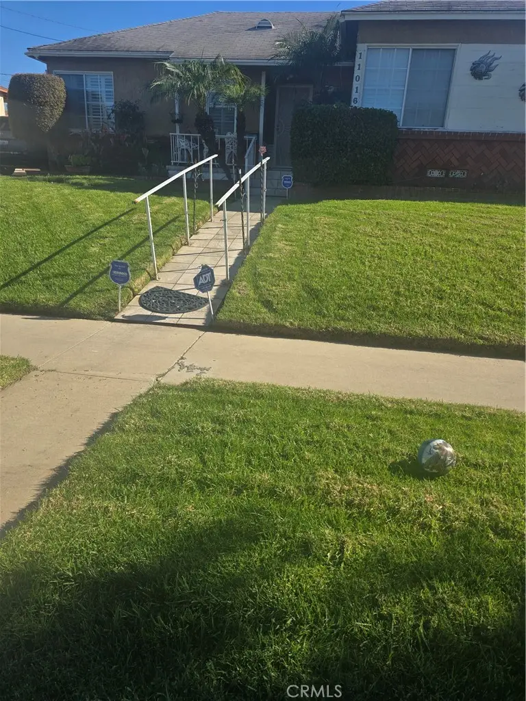 11016 S, Van Ness, Los Angeles, CA 90047 - #2