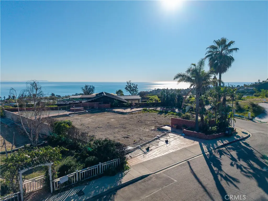 800 El Oro, Pacific Palisades, CA 90272 - Image #1