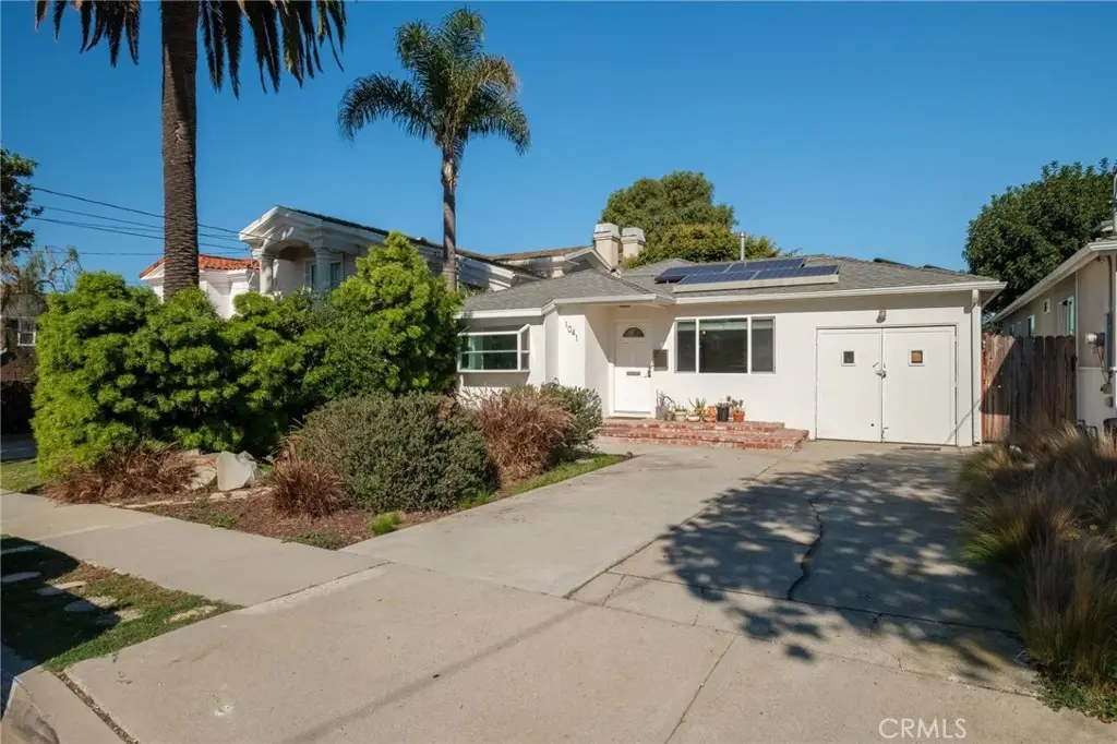 1041 Avenue D, Redondo Beach, CA 90277 - Image #1