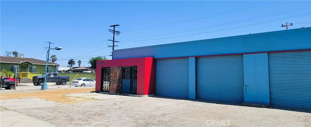 2400 W Florence Avenue, Los Angeles, CA 90043 - #1