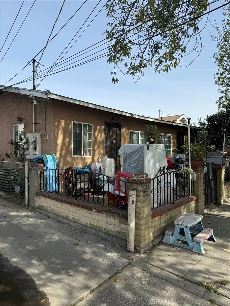 1515 E Young, Wilmington, CA 90744 - Image #3