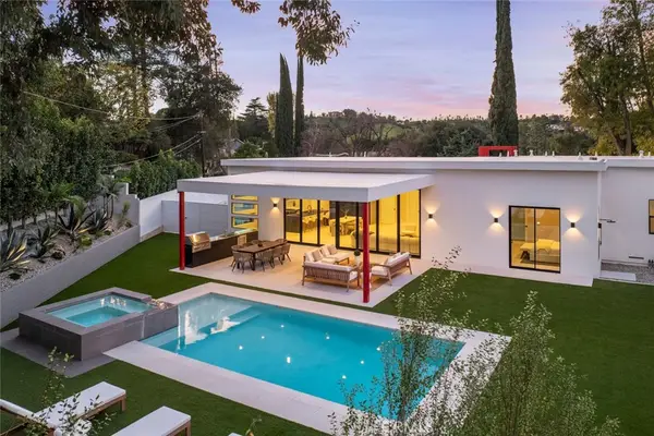 22020 Alizondo, Woodland Hills, CA 91364