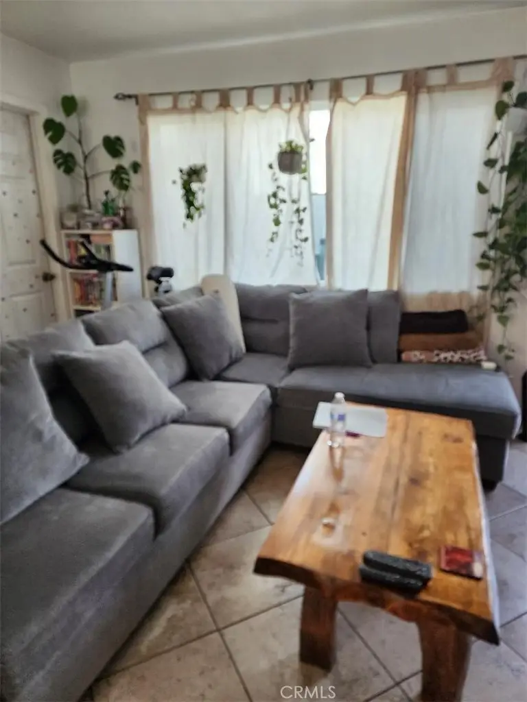 319 E 98th Street, Inglewood, CA 90301 - Image #1