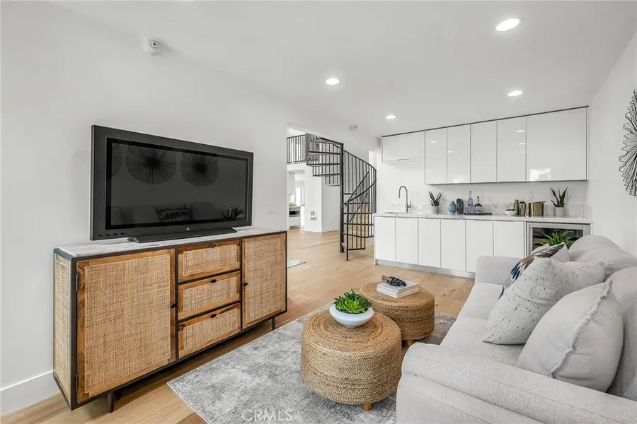 200 S Catalina Avenue #403, Redondo Beach, CA 90277 - #3