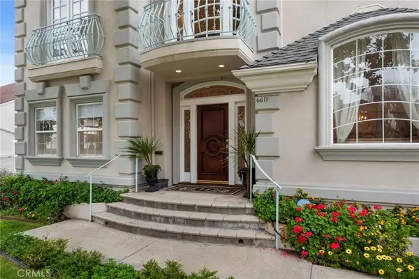 6611 W 81st Street, Los Angeles, CA 90045