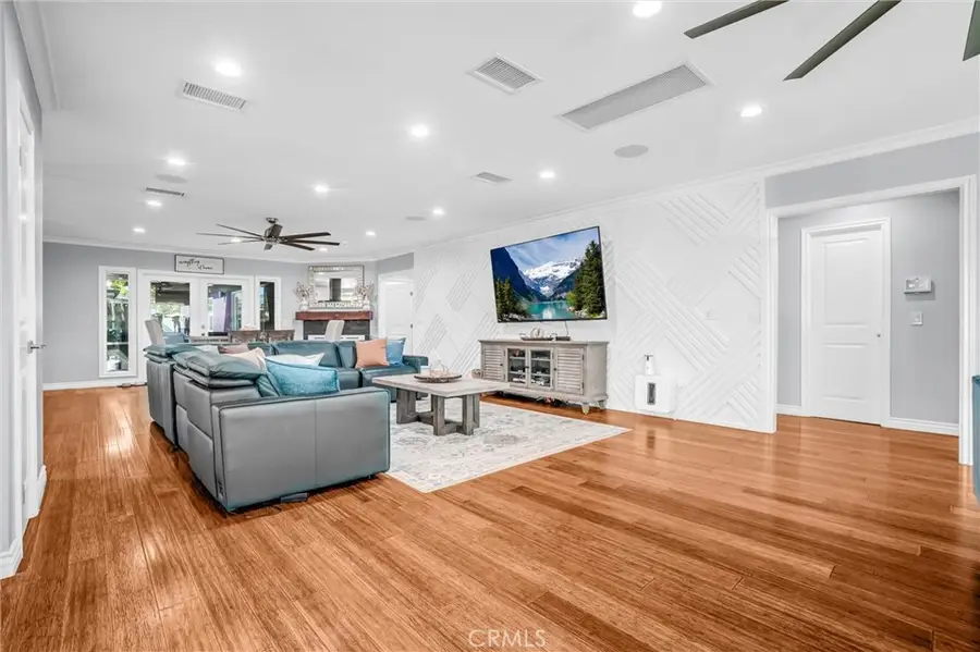 4601 Pepperwood, Long Beach, CA 90808 - #3