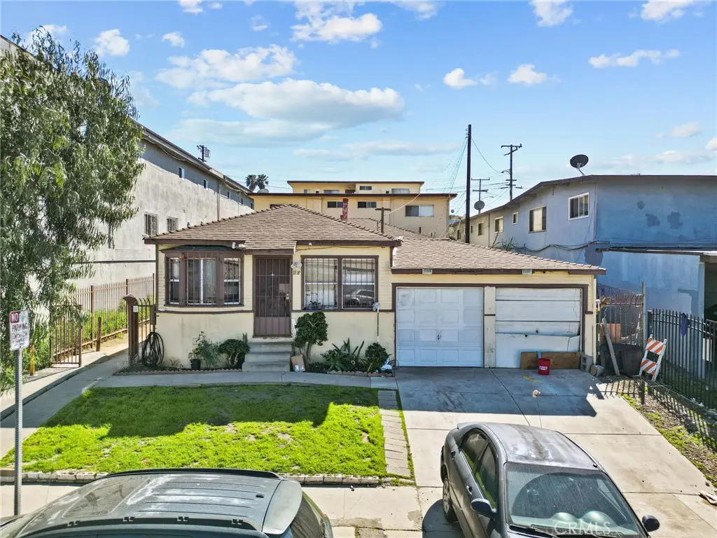 1108 W 117th, Los Angeles, CA 90044 - #1