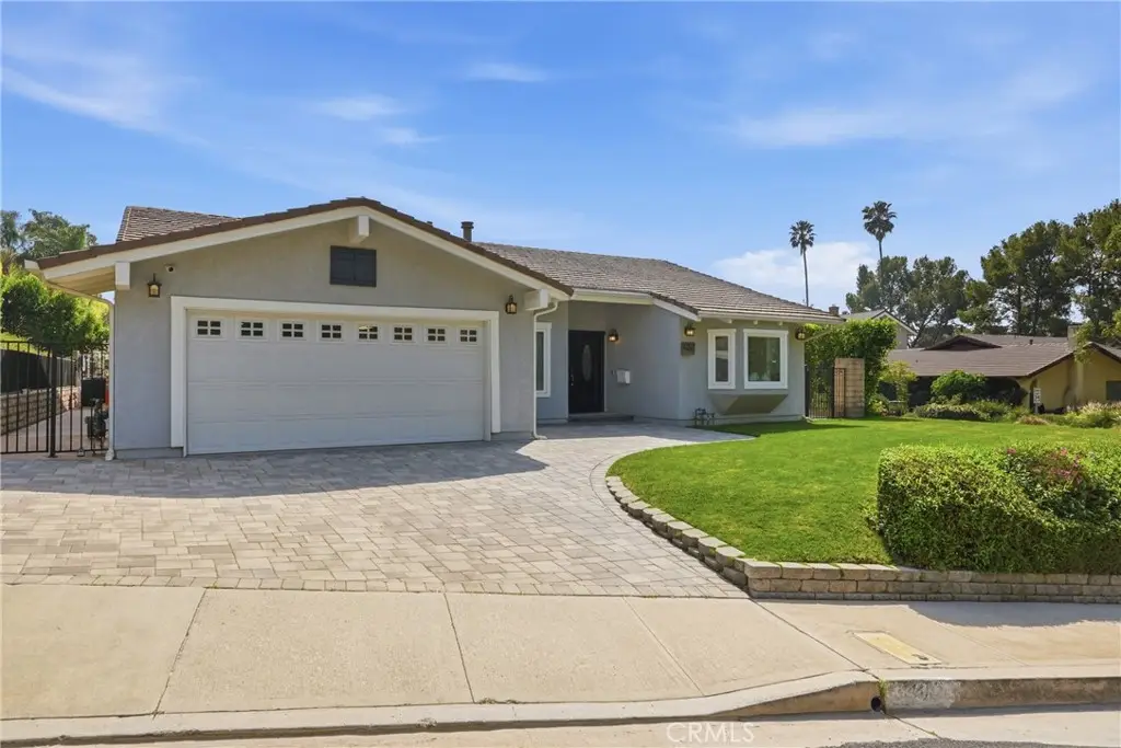 3240 Brace Canyon, Burbank, CA 91504 - #1
