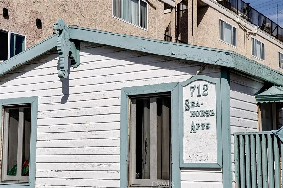 712 Manhattan Avenue, Hermosa Beach, CA 90254 - #2