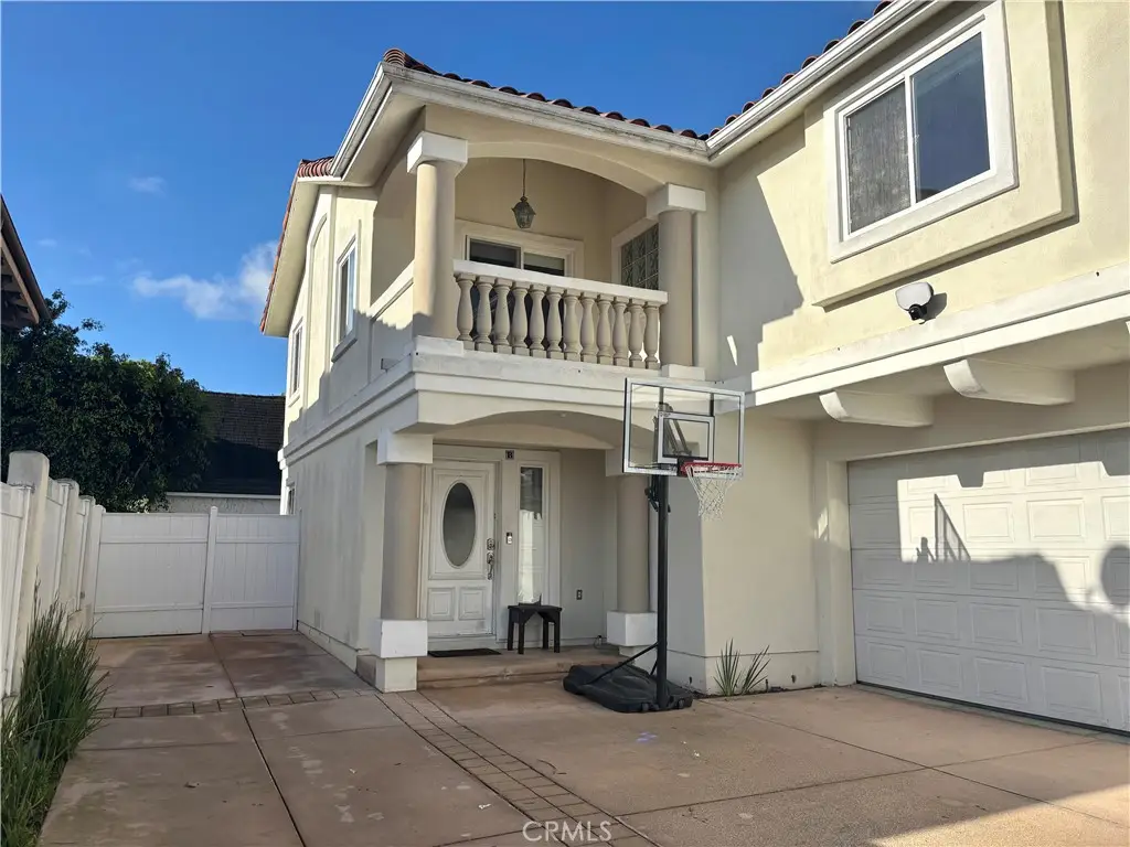 2116 Ernest Avenue #B, Redondo Beach, CA 90278 - #1