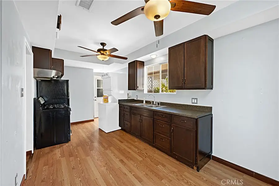 3967 Berryman Avenue, Los Angeles, CA 90066 - #3