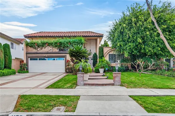 1100 Tulare, Costa Mesa, CA 92626