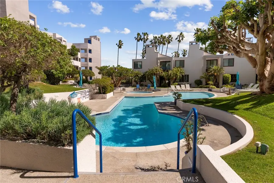 510 The Village #203, Redondo Beach, CA 90277 - #3