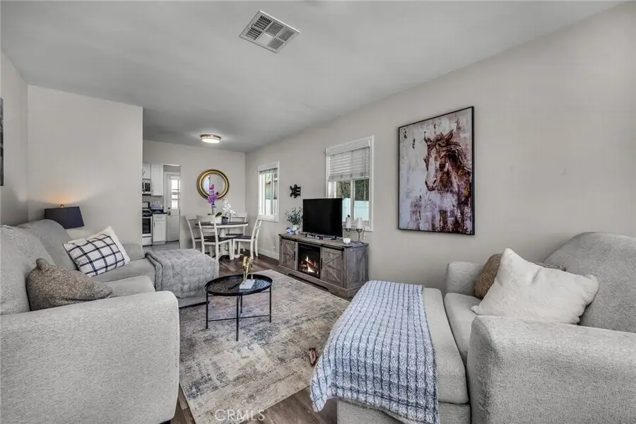 5017 W 123rd Pl, Hawthorne, CA 90250 - #3