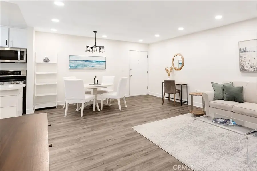 802 Camino Real #105, Redondo Beach, CA 90277 - #3