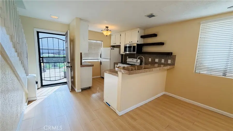 12750 Centralia, Lakewood, CA 90715 - #2